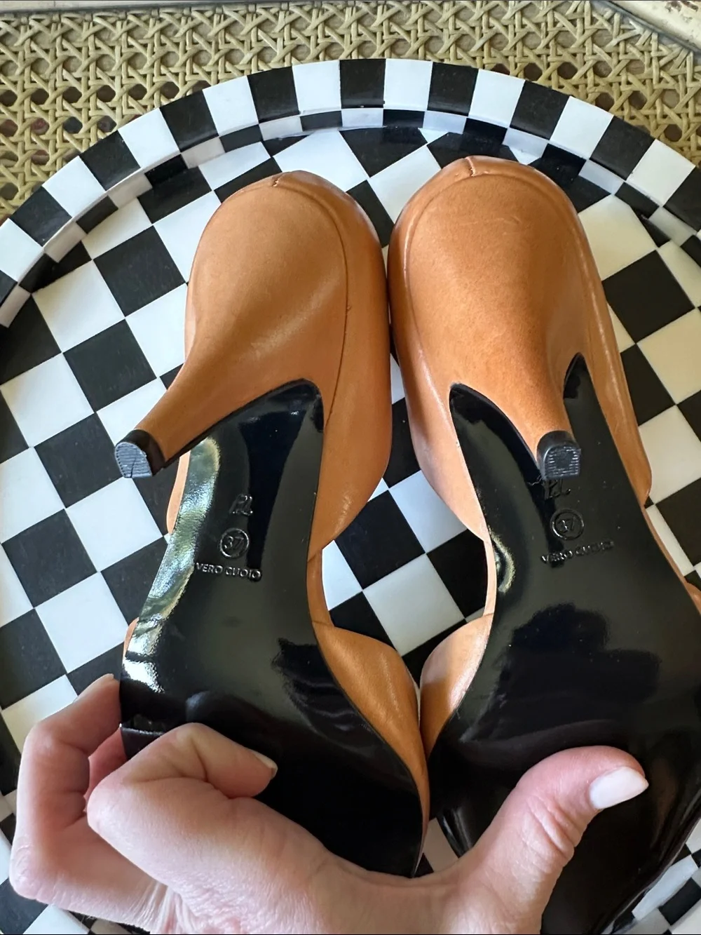 3.1 Phillip Lim Tan Leather D'Orsay Pointed-Toe Pumps 3.5” heel size 37 US 7